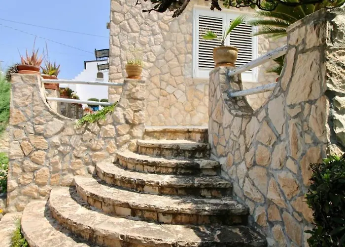 Luisa Fronte Mare Villa